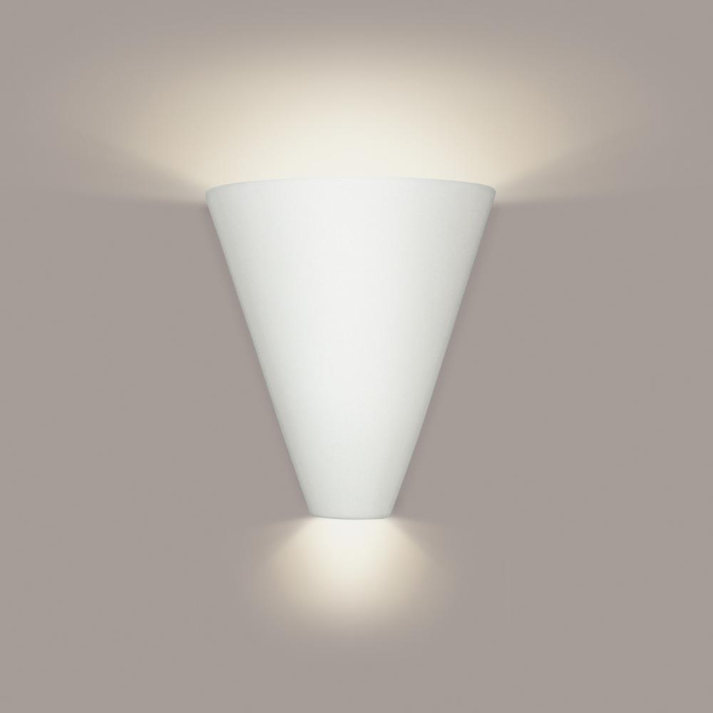 Gotlandia Wall Sconce: Adirondack Green